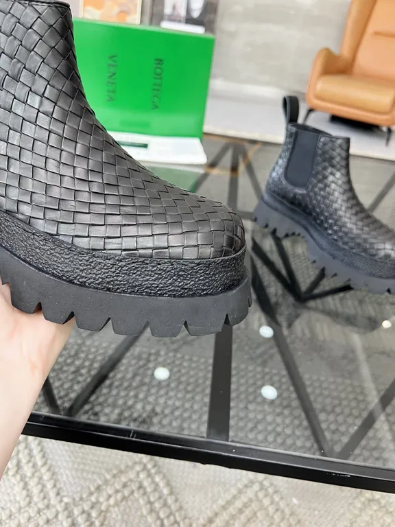 Bottega Veneta Shoe 